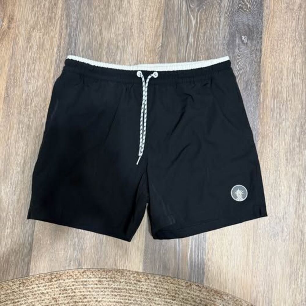 Chubbies Large Black Swim Shorts 5.5" Inseam